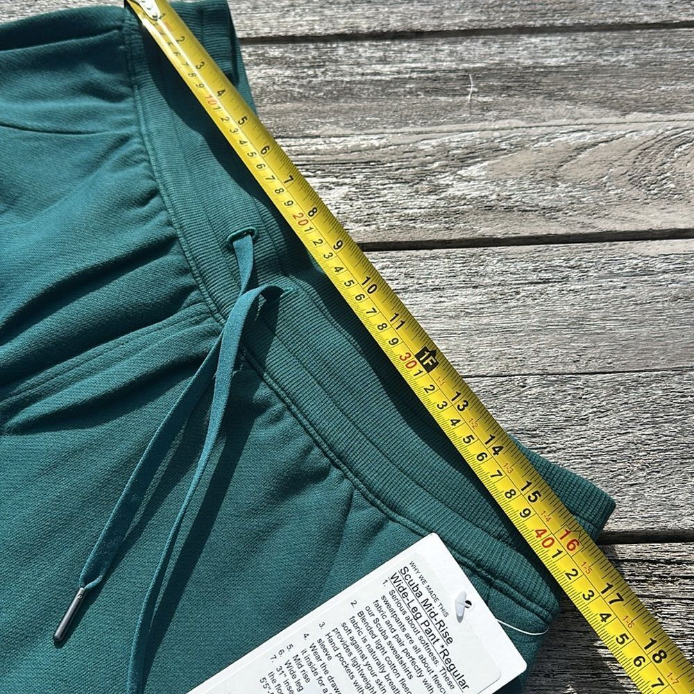 lululemon athletica Women's Wide Leg Pants in Teal Green - Picture 4 of 7